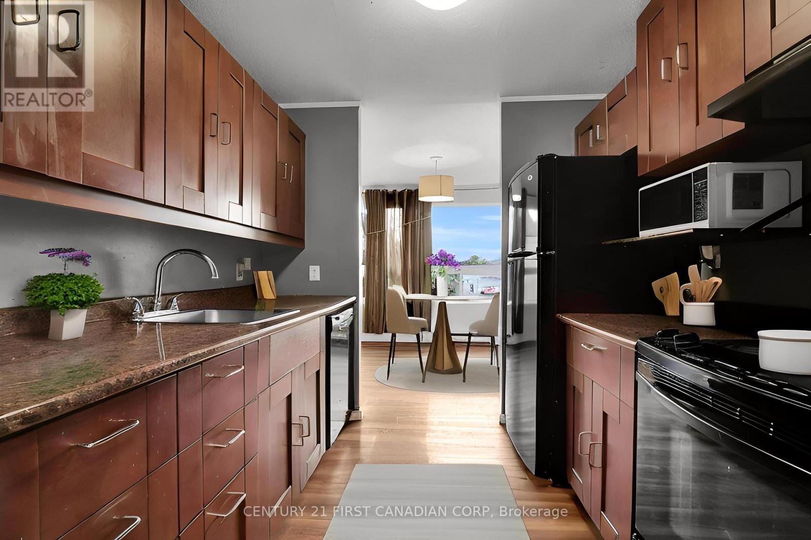 #212 1447 HURON STREET - 7