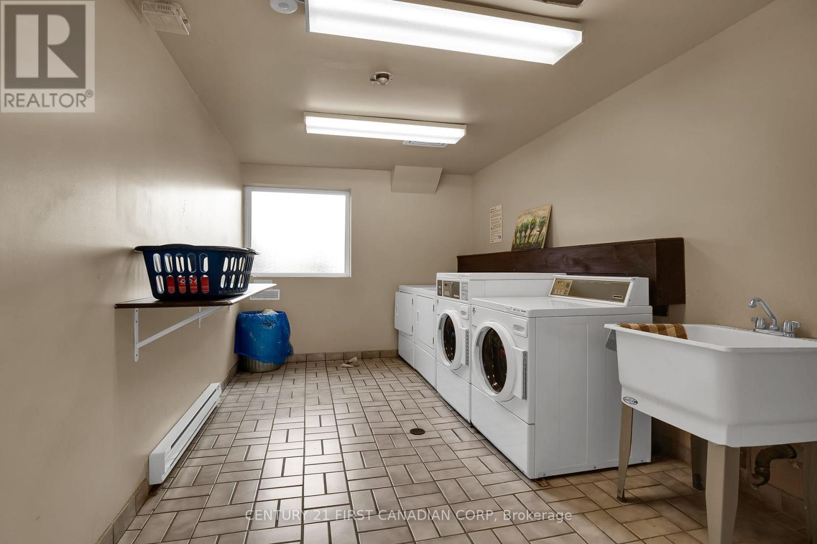 #212 1447 HURON STREET - 14