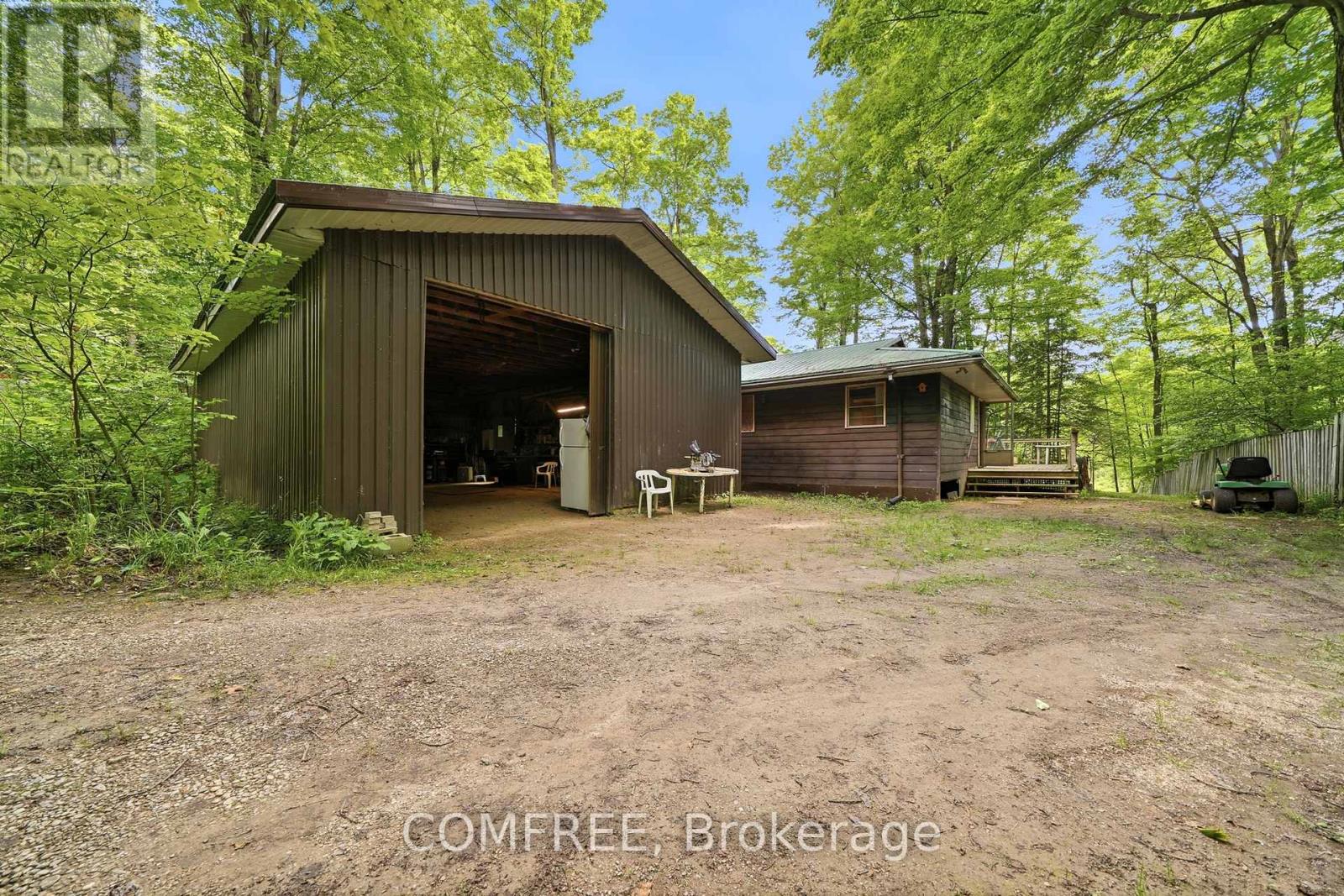 231 FLEWELLING ROAD - 1