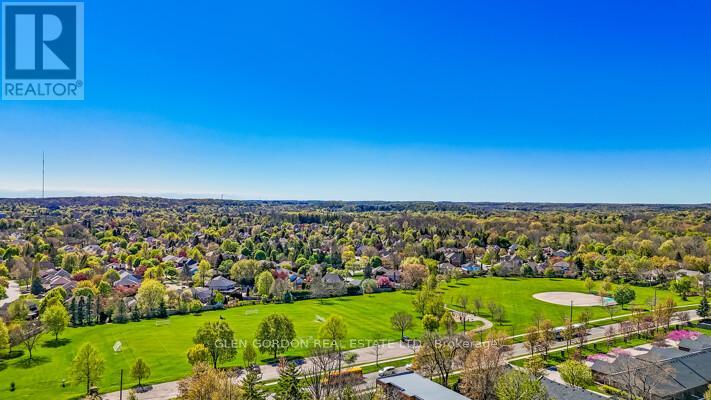 #5 417 HYDE PARK ROAD - 30