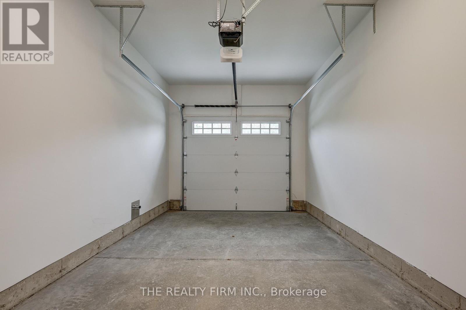 #8 85 FOREST STREET - 37