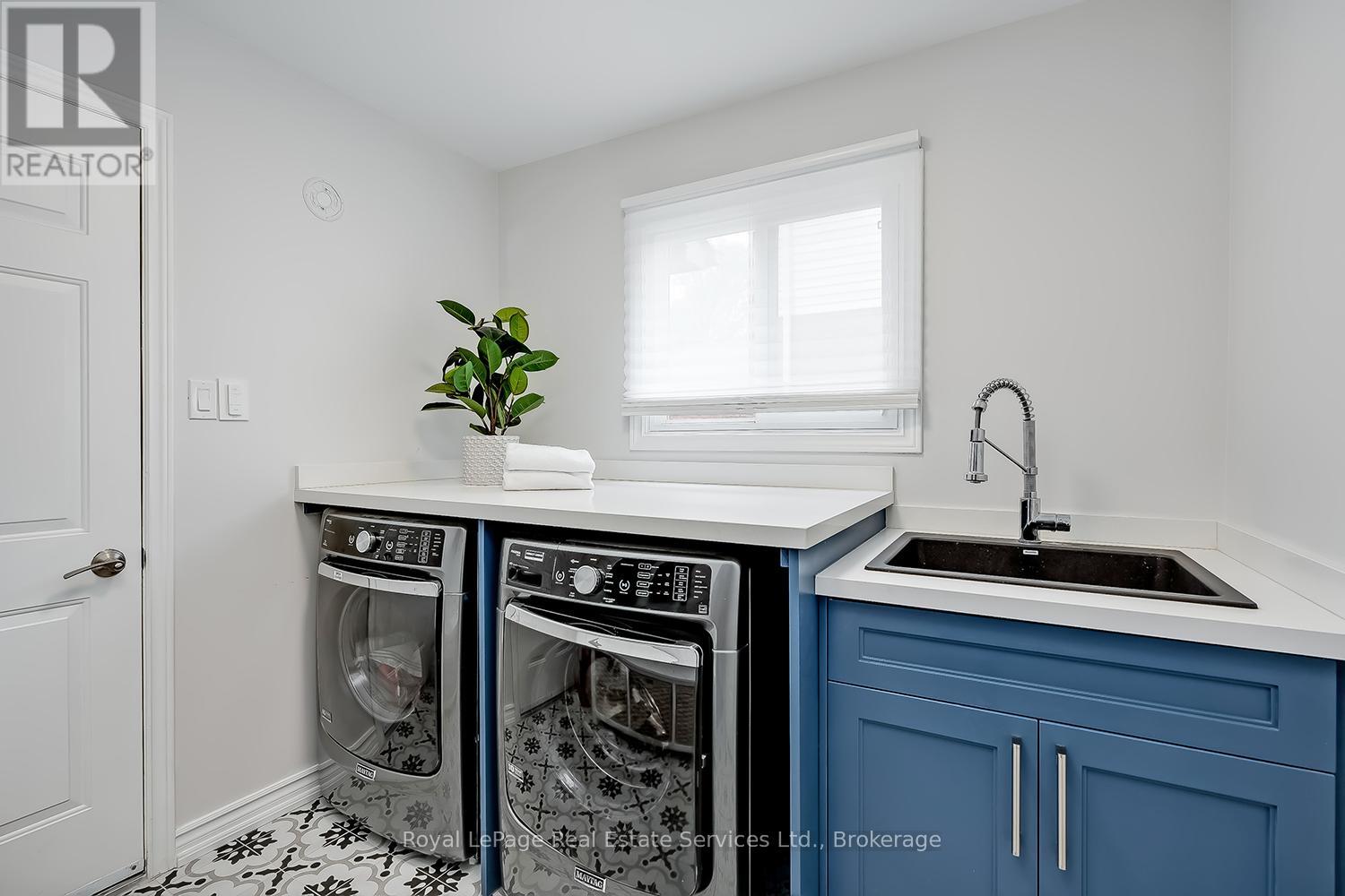 1429 THISTLEDOWN ROAD - 20