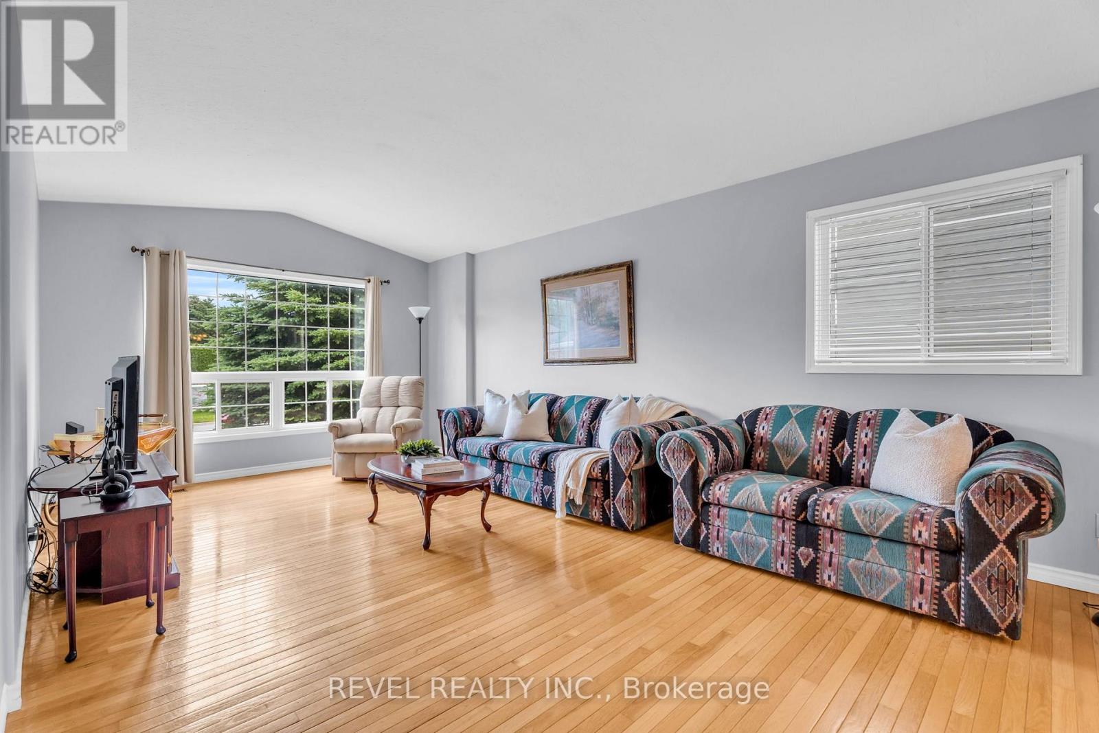 433 GREENWOOD STREET - 6
