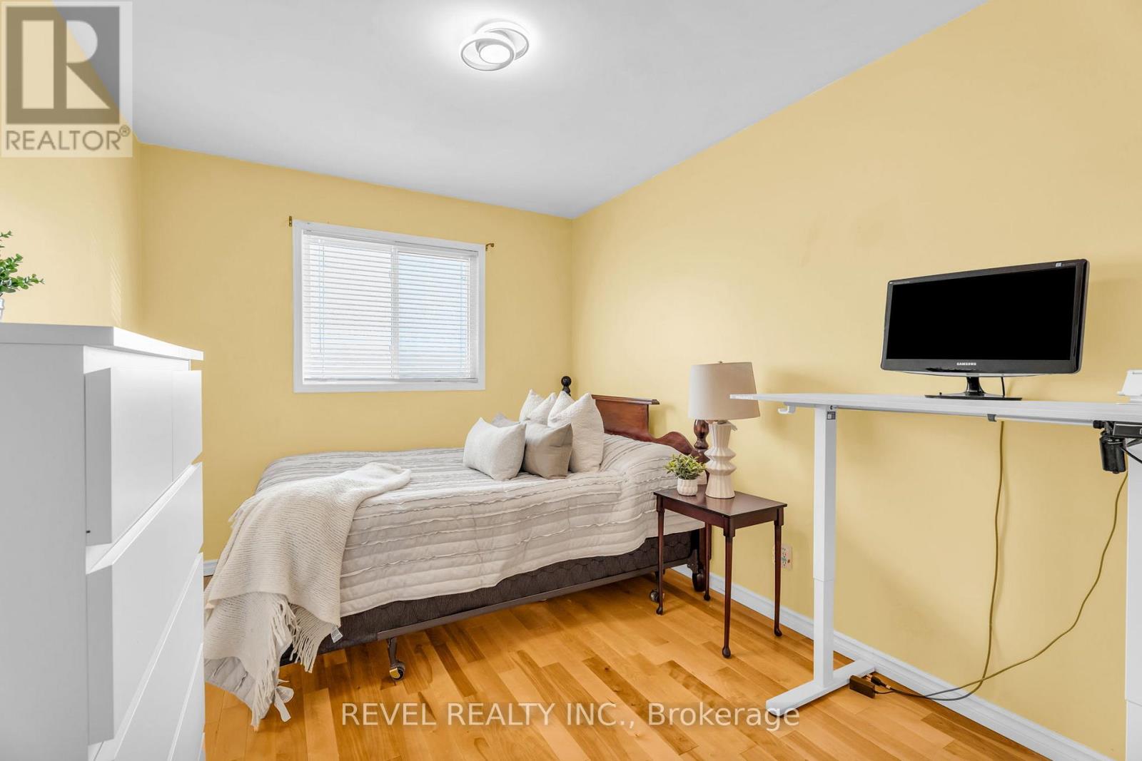 433 GREENWOOD STREET - 18