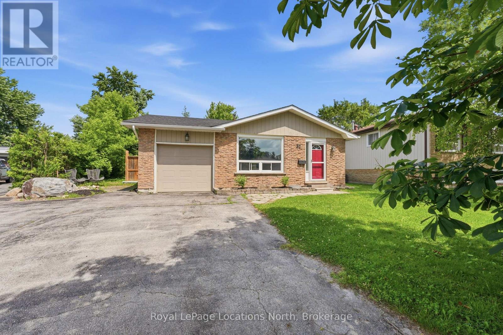 32 COURTICE CRESCENT - 42