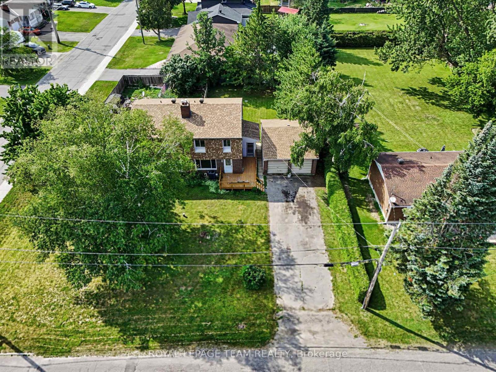 4 Bed, 1 Bath House for Sale in Ottawa – 129 CHRISTOPHER HAMILTON STREET, Ottawa – MLS# X13506700 - Image 5