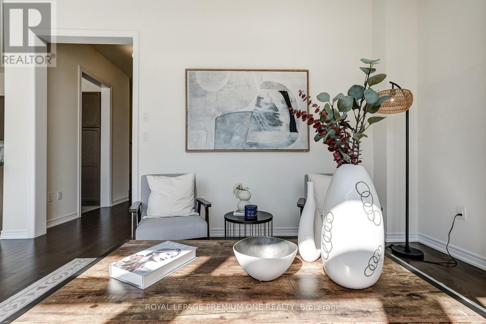 10 PERCHERON COURT - 25