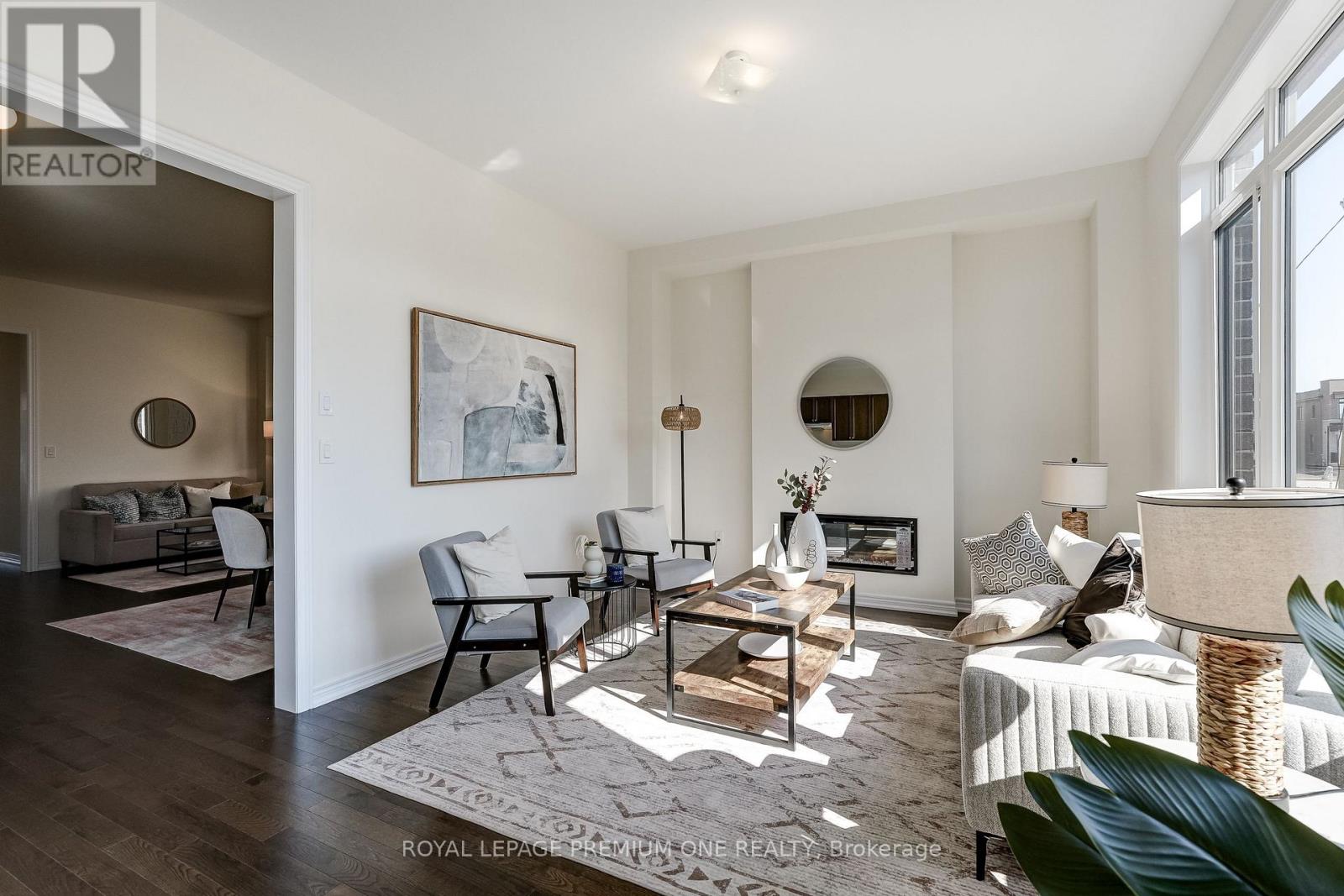 10 PERCHERON COURT - 24