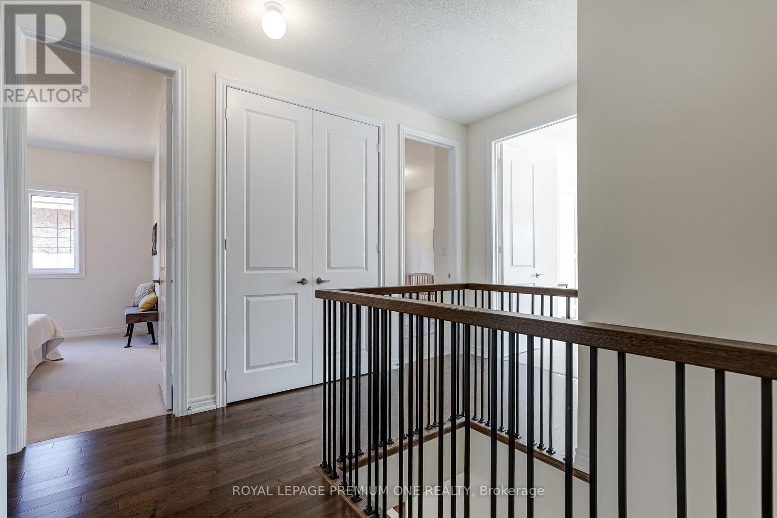 10 PERCHERON COURT - 29