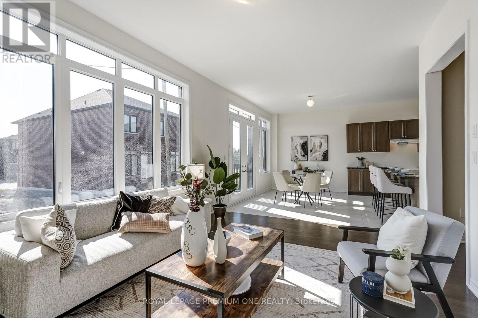 10 PERCHERON COURT - 28