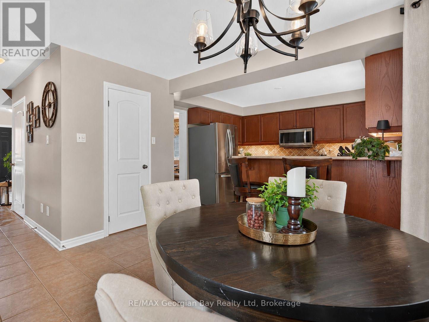 400 KELLER DRIVE - 11
