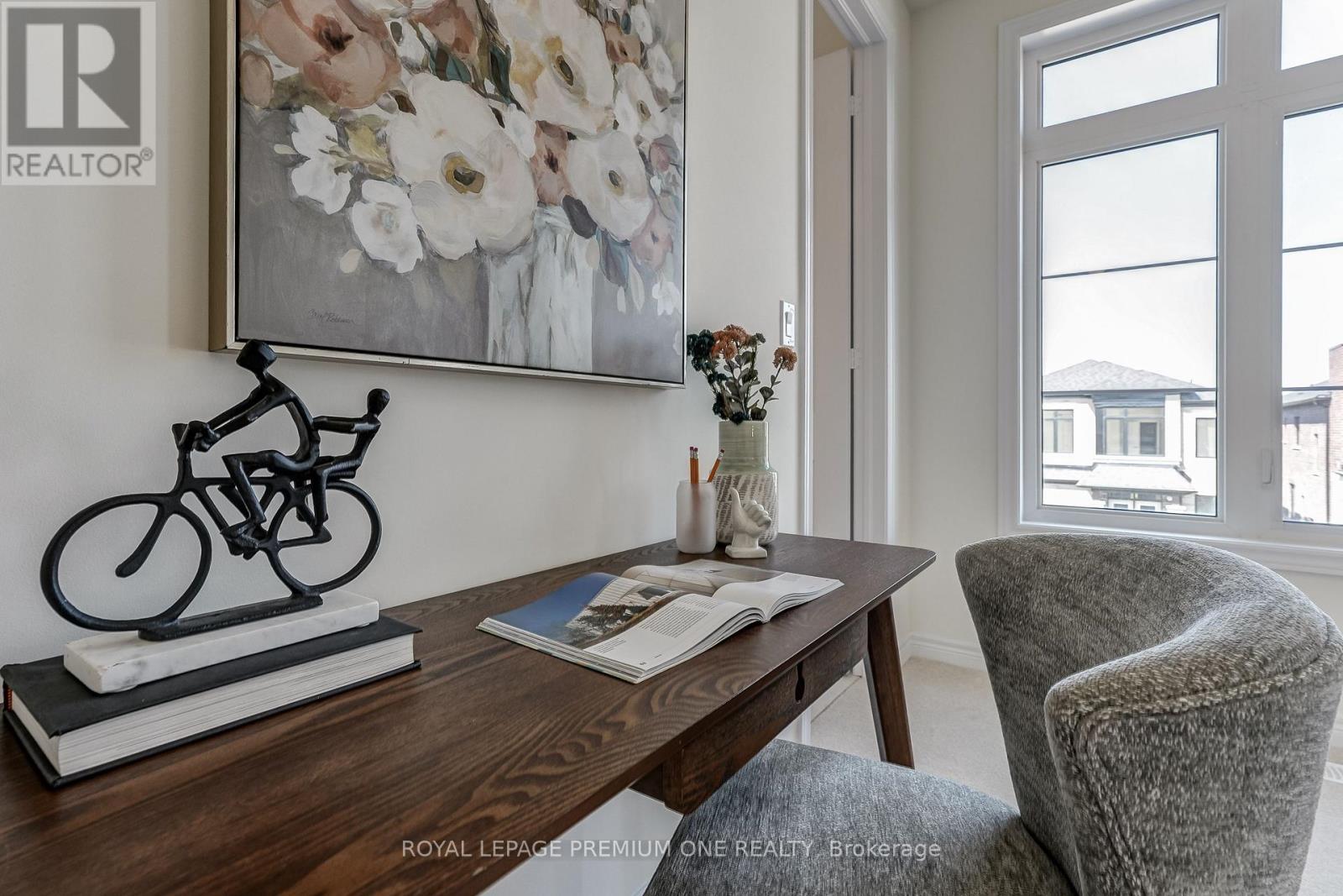 10 PERCHERON COURT - 38