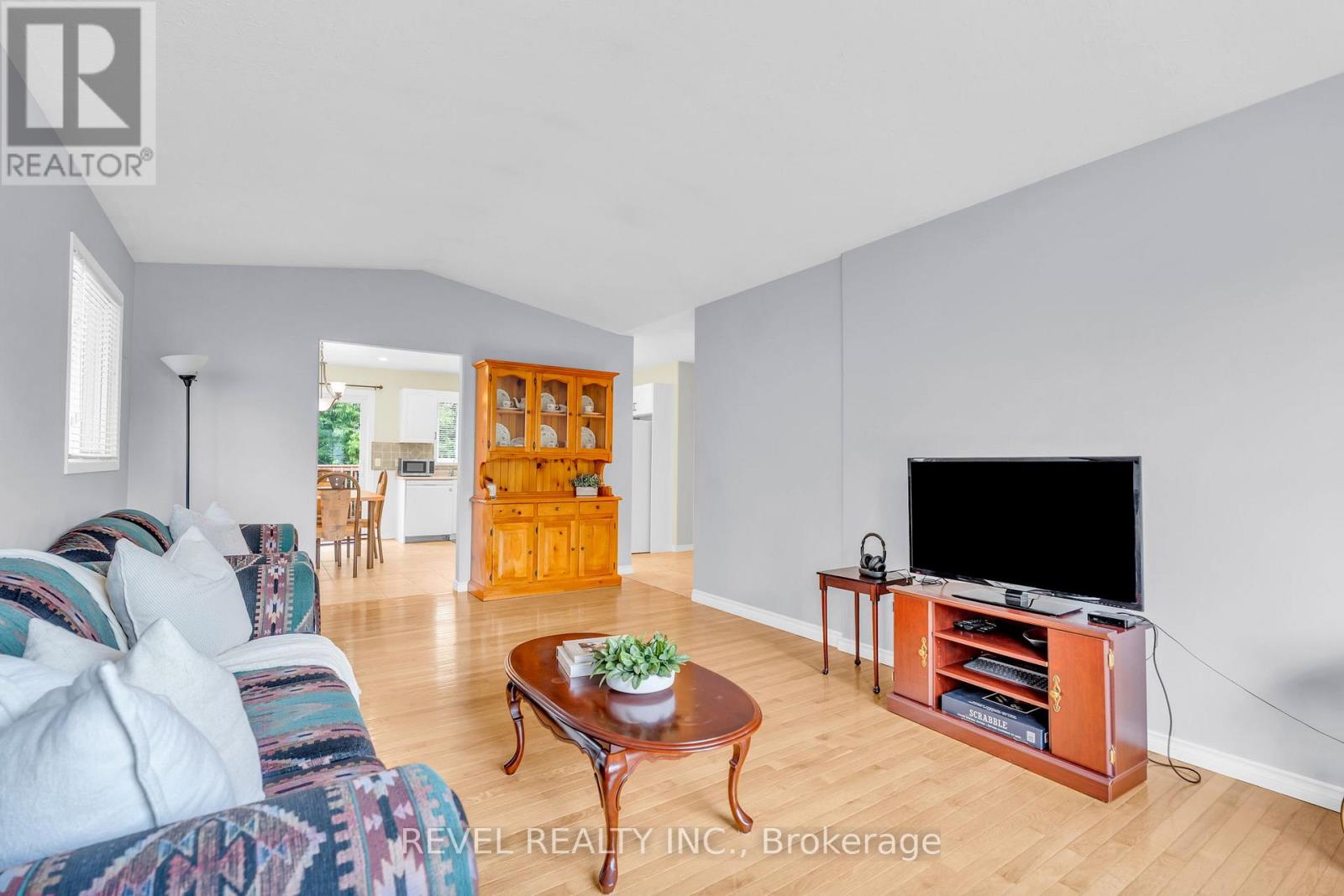 433 GREENWOOD STREET - 9