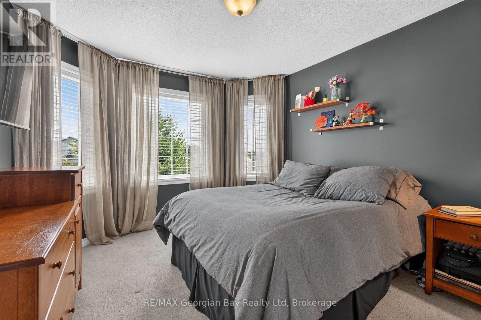 400 KELLER DRIVE - 29