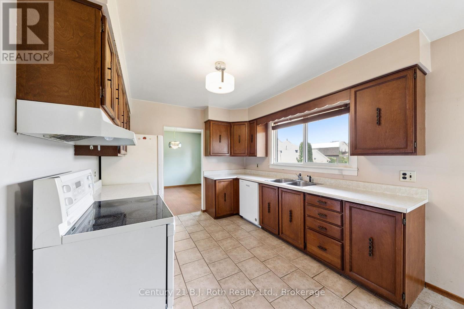 8240 93 HIGHWAY - 8