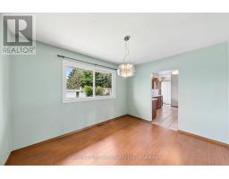 Bedroom 3 - 8240 93 Highway, Tiny, ON L0K2E1 Photo 6