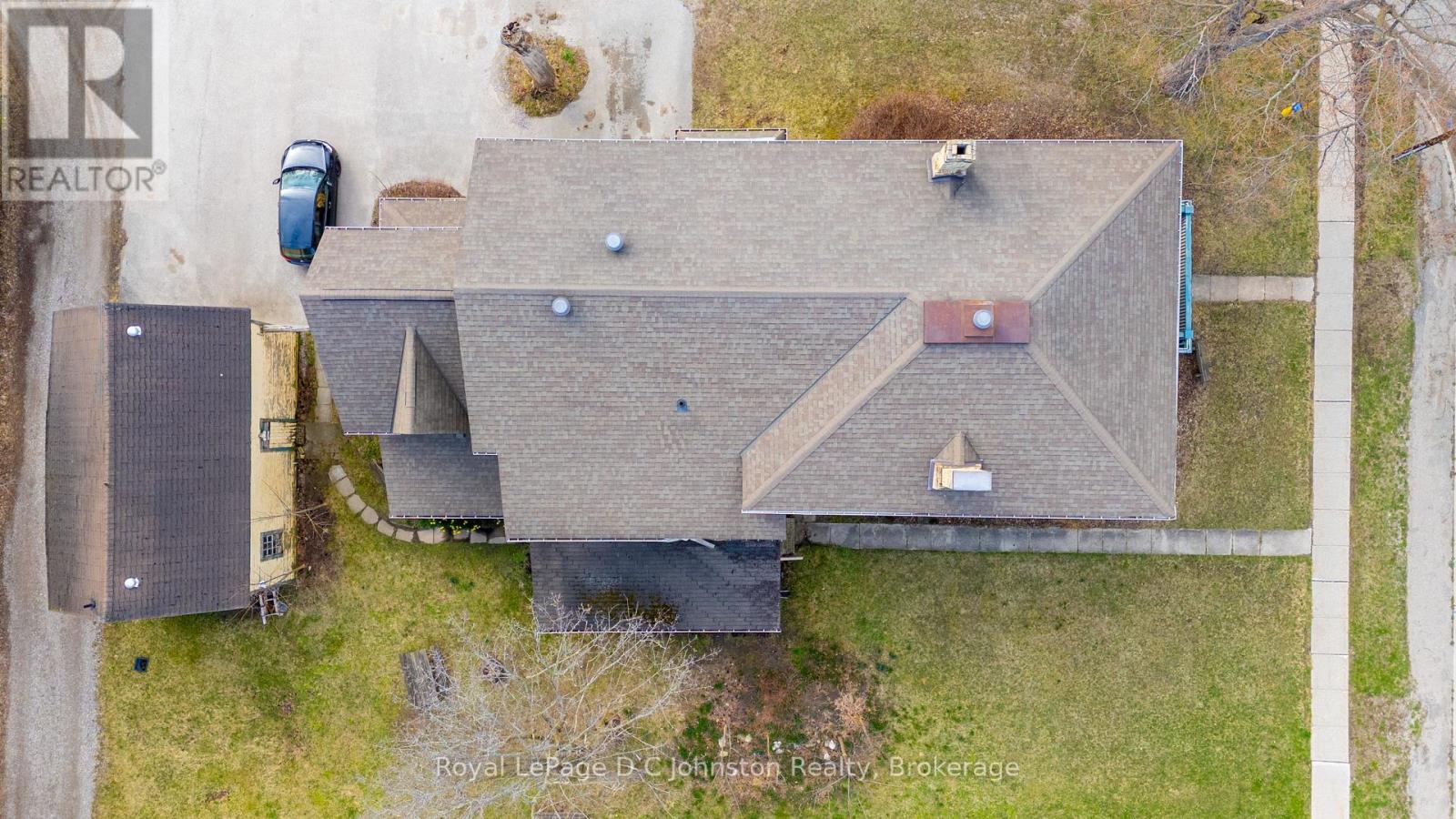 #1, #2, #3, #4 - 490 MILL STREET - 4