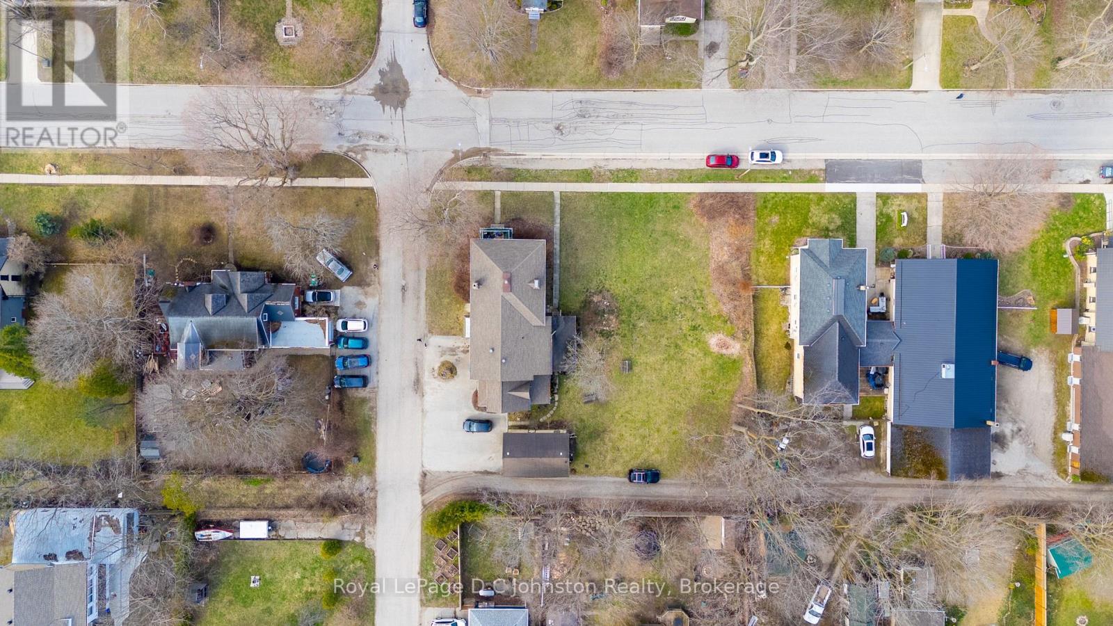 #1, #2, #3, #4 - 490 MILL STREET - 6