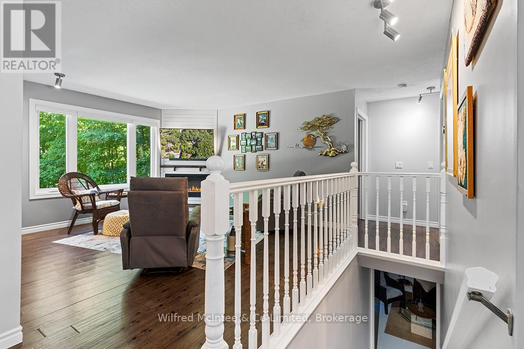 24 SHORE DRIVE - 28