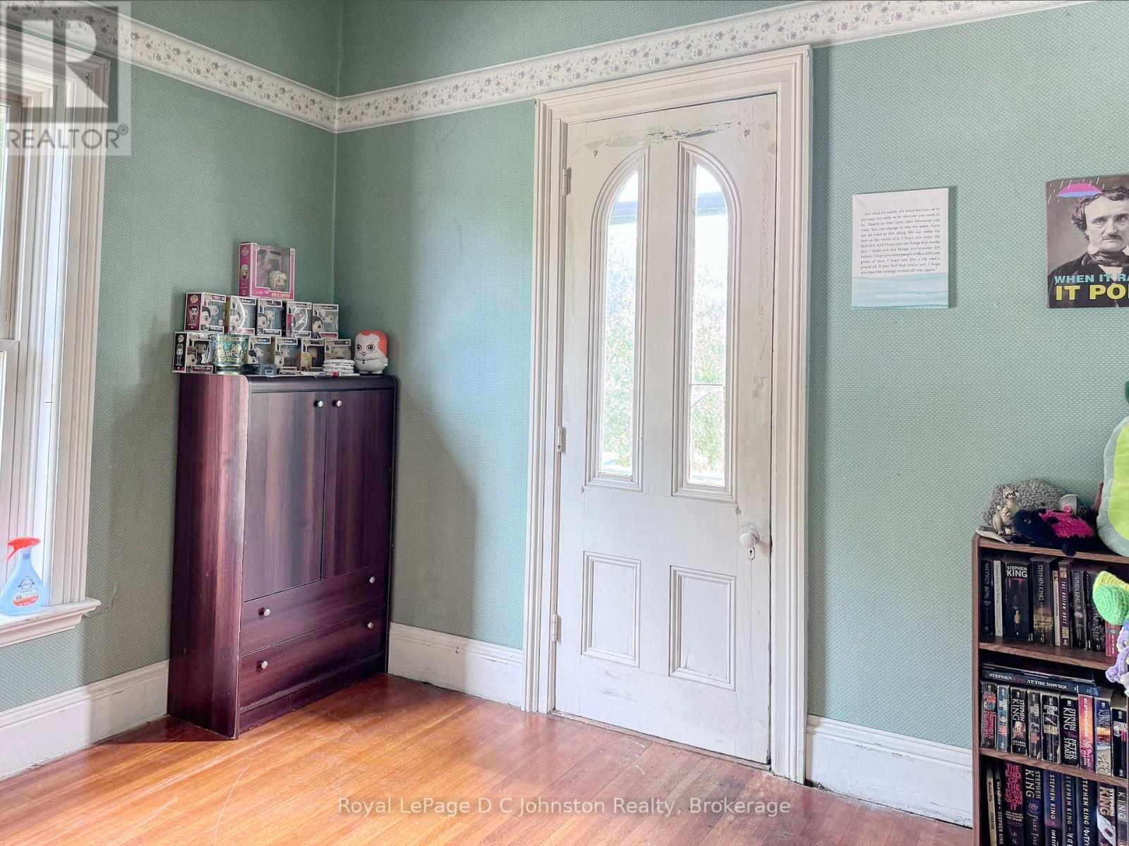 #1, #2, #3, #4 - 490 MILL STREET - 20