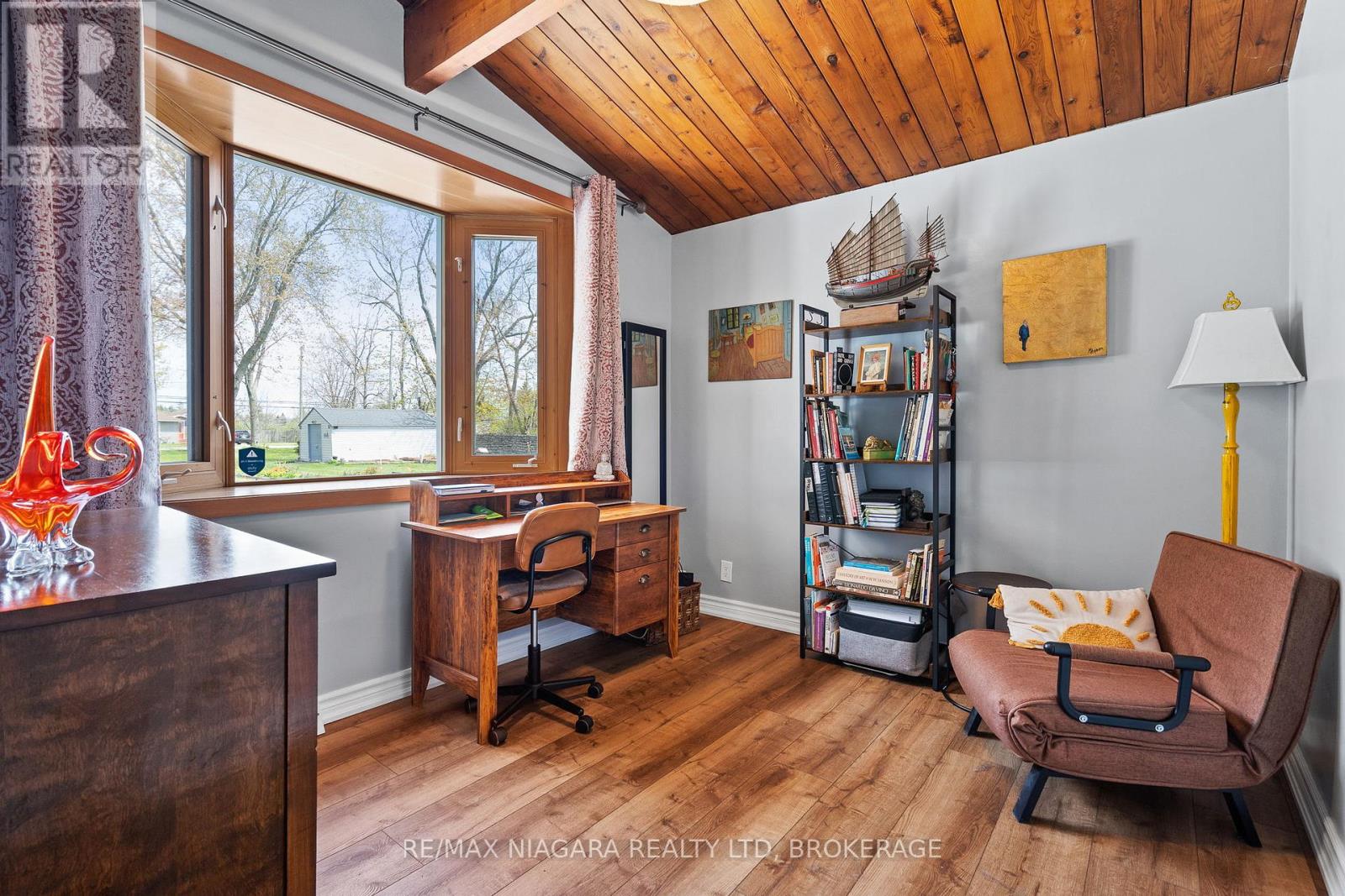 10825 LAKESHORE ROAD W - 14