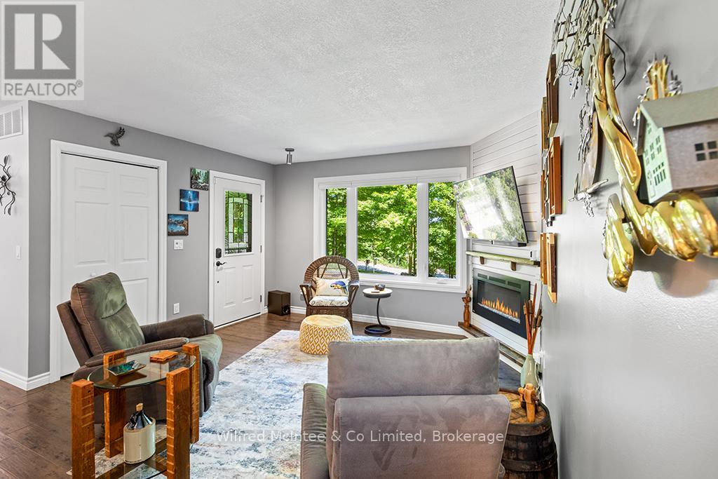 24 SHORE DRIVE - 15