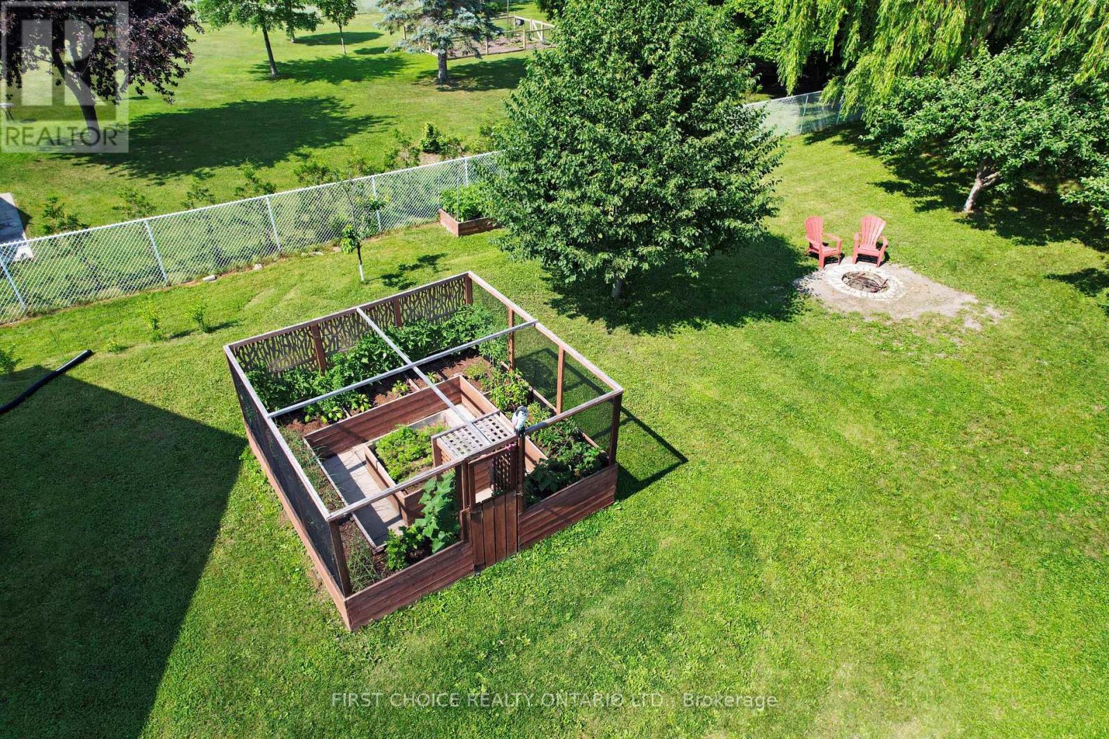 5857 TRUDEAU AVENUE - 16