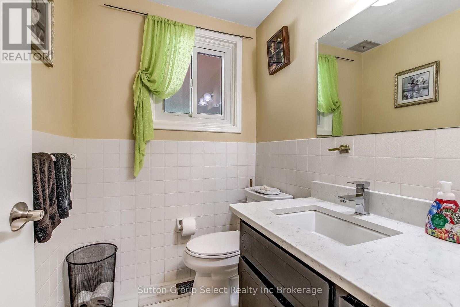 468 LEE AVENUE - 22
