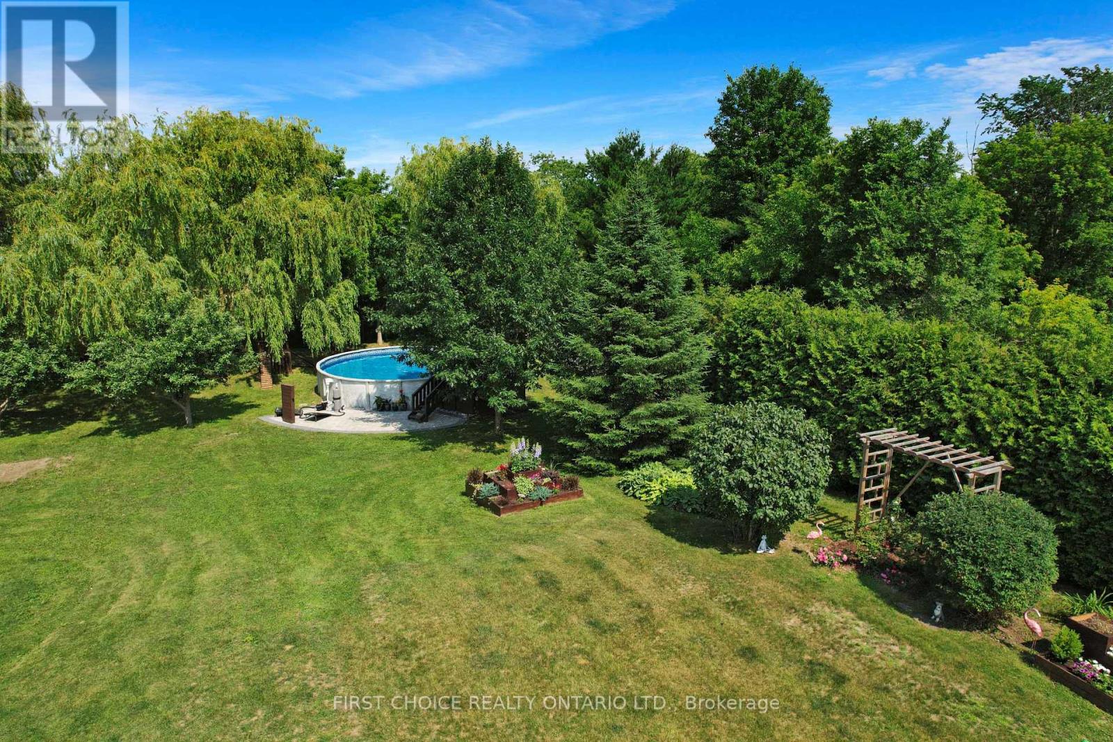 5857 TRUDEAU AVENUE - 12
