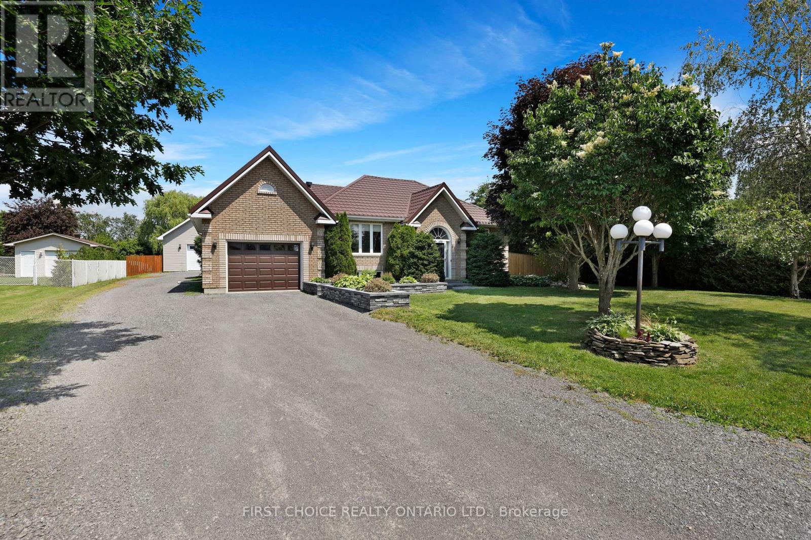 5857 TRUDEAU AVENUE - 2