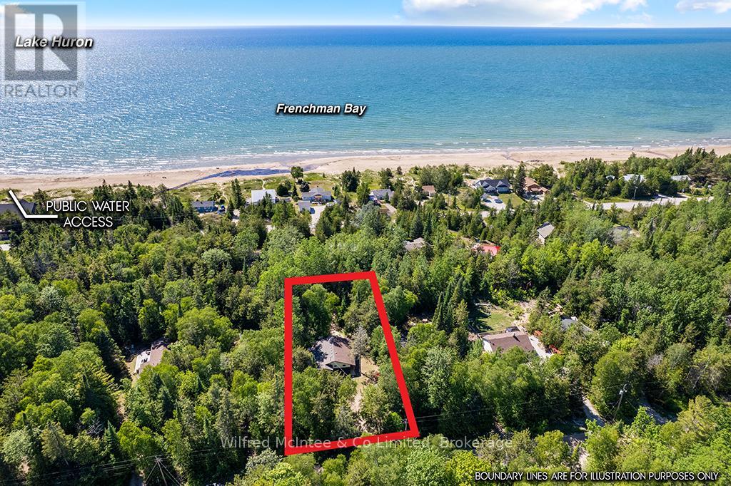55 THOMPSON AVENUE - 37