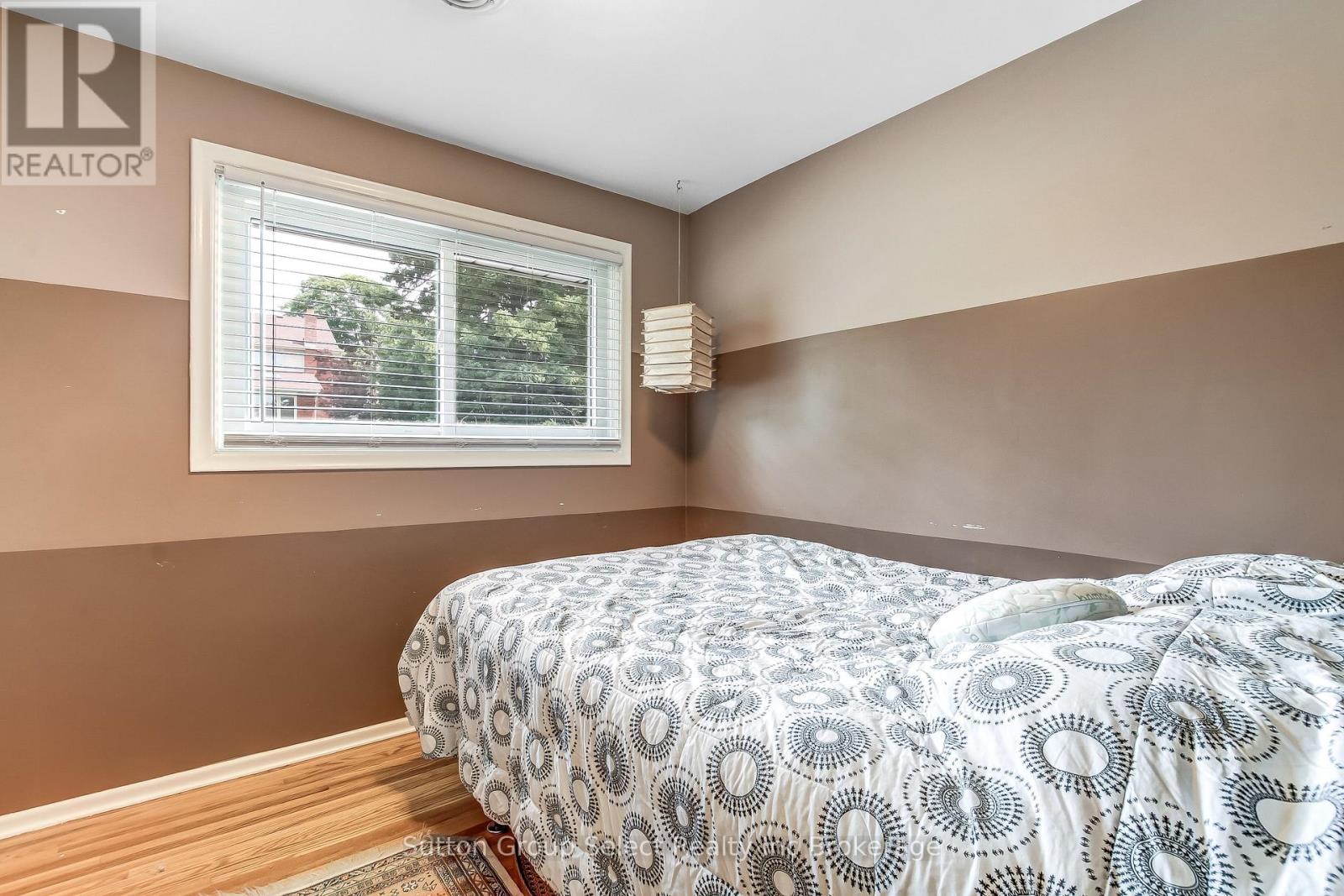 468 LEE AVENUE - 24