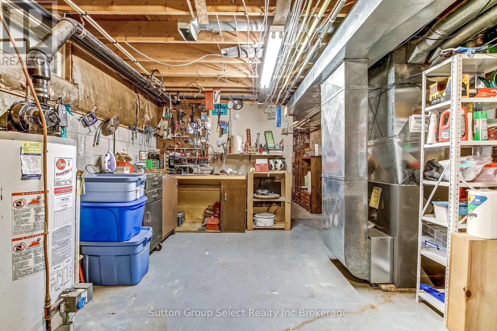 468 LEE AVENUE - 35
