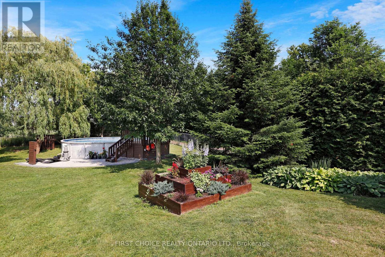 5857 TRUDEAU AVENUE - 13