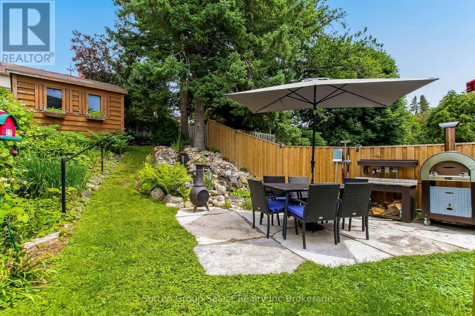468 LEE AVENUE - 40