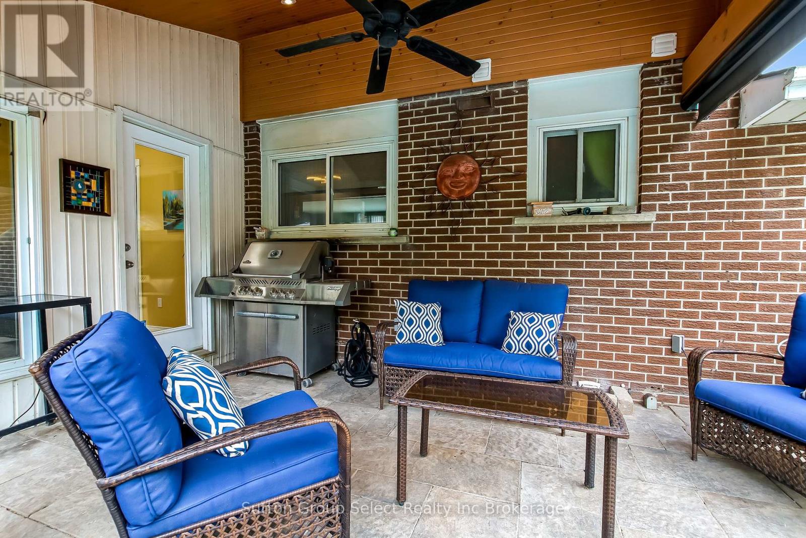 468 LEE AVENUE - 44