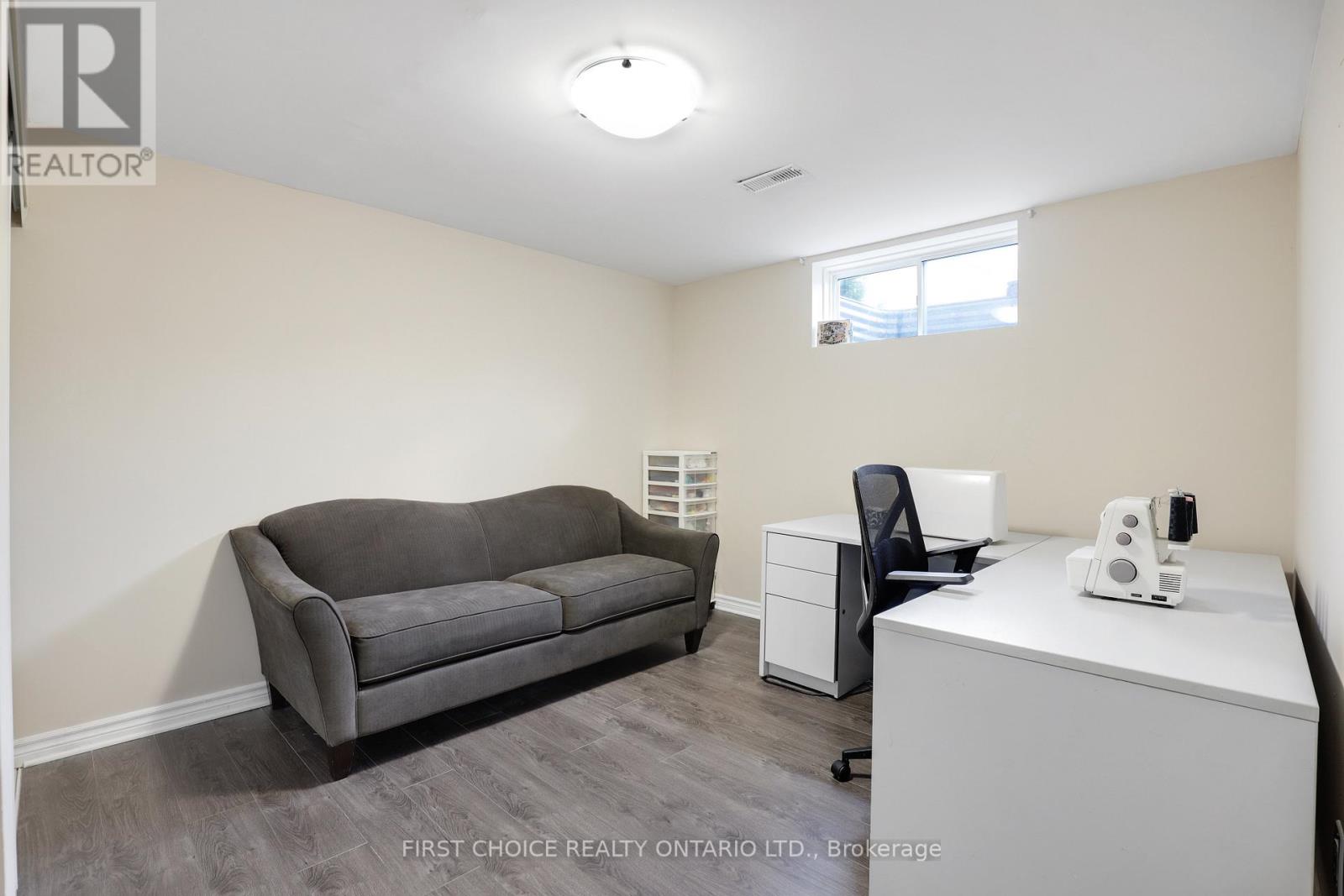 5857 TRUDEAU AVENUE - 48