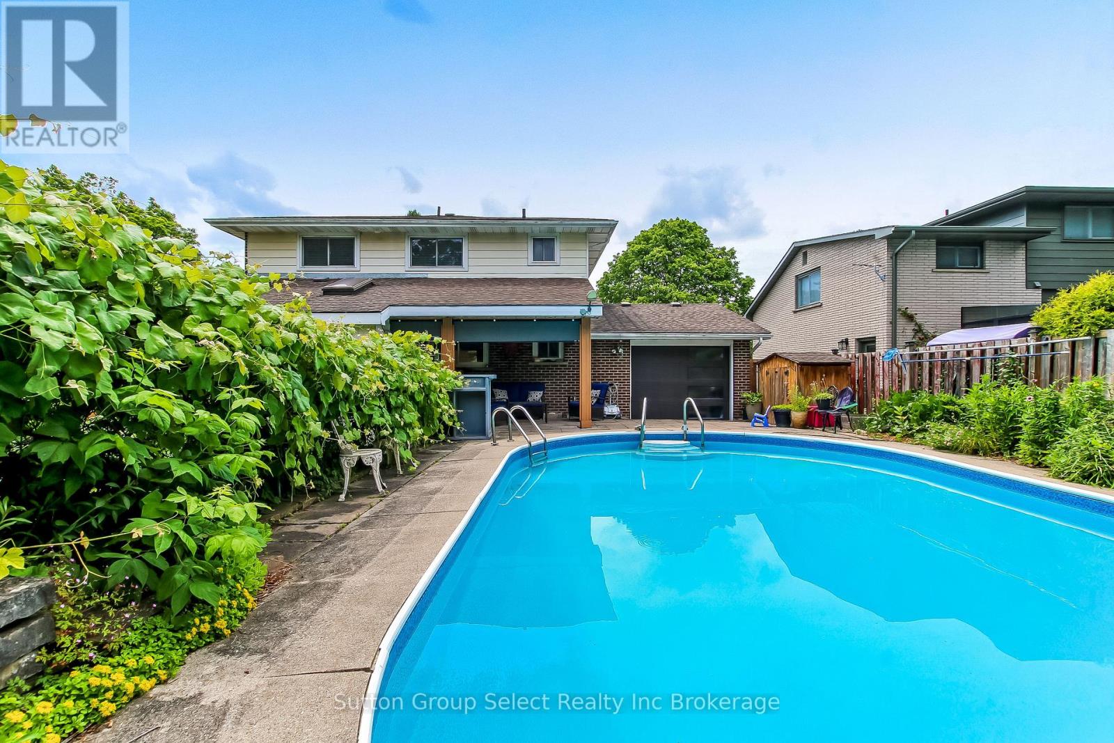 468 LEE AVENUE - 46