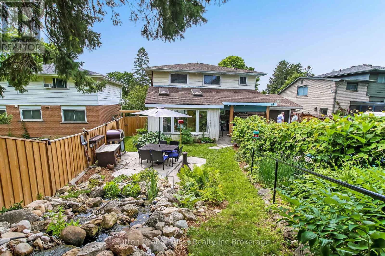468 LEE AVENUE - 47