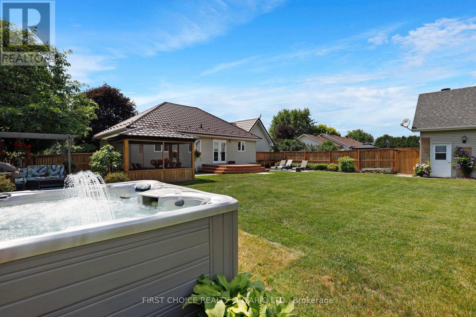 5857 TRUDEAU AVENUE - 9