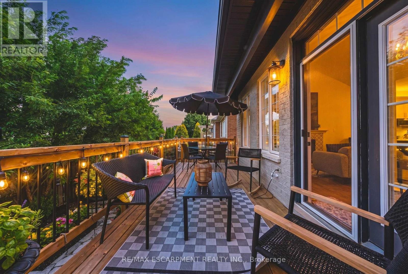 32 KOPPERFIELD LANE - 39