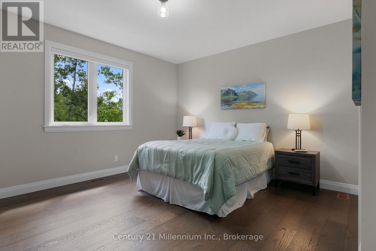 401 ALGOMA CRESCENT - 25