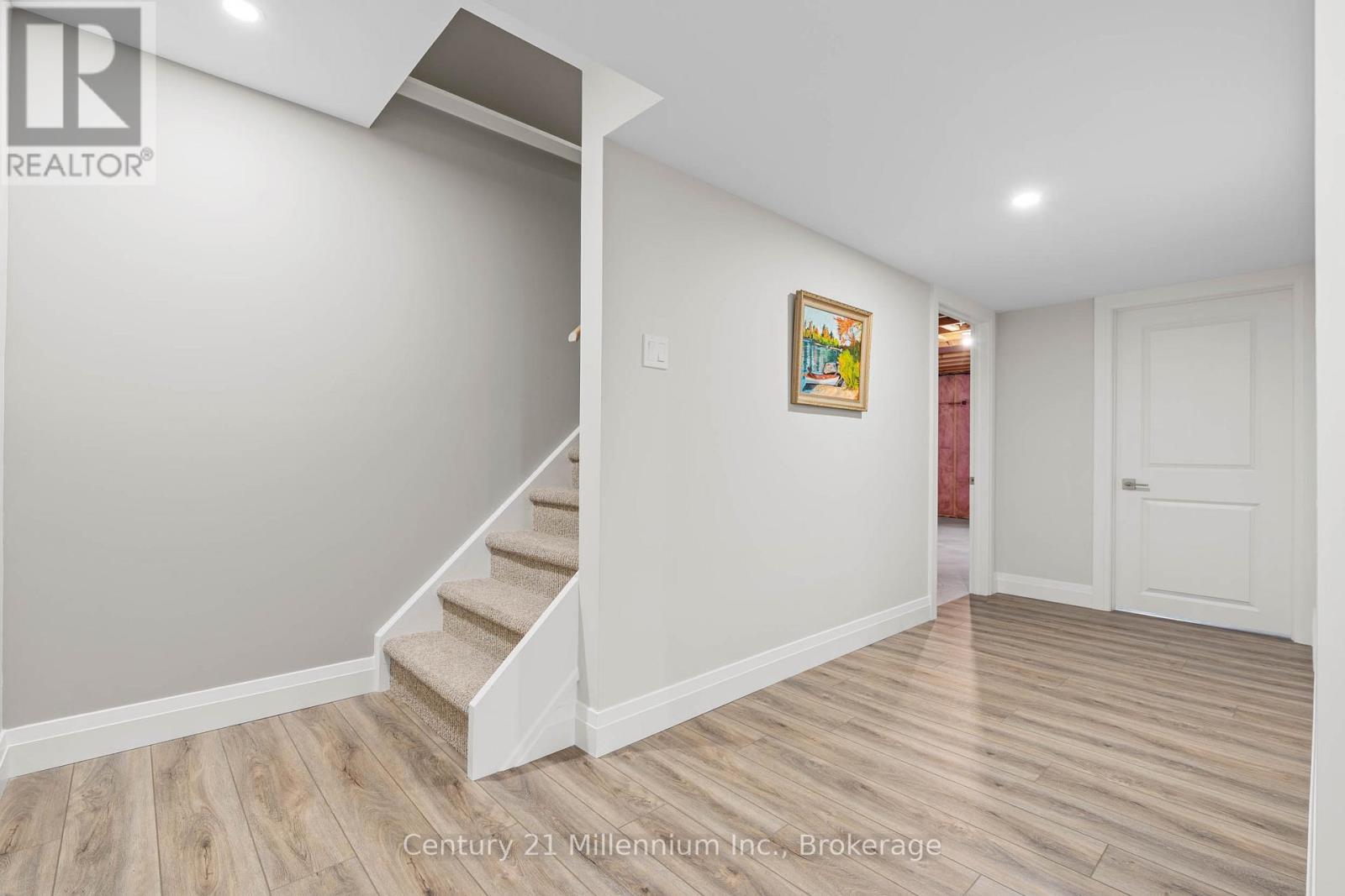 401 ALGOMA CRESCENT - 35