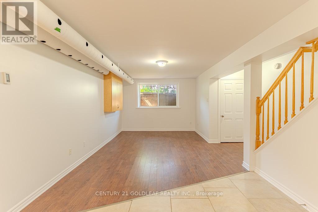 3 HILDA STREET - 8