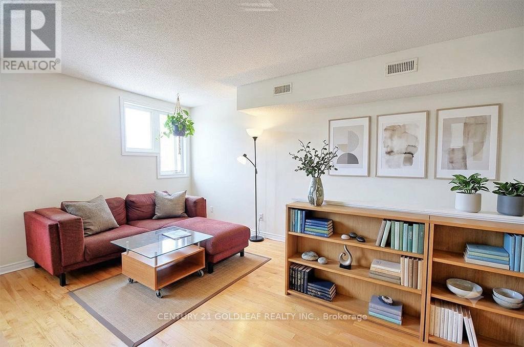 3 HILDA STREET - 21