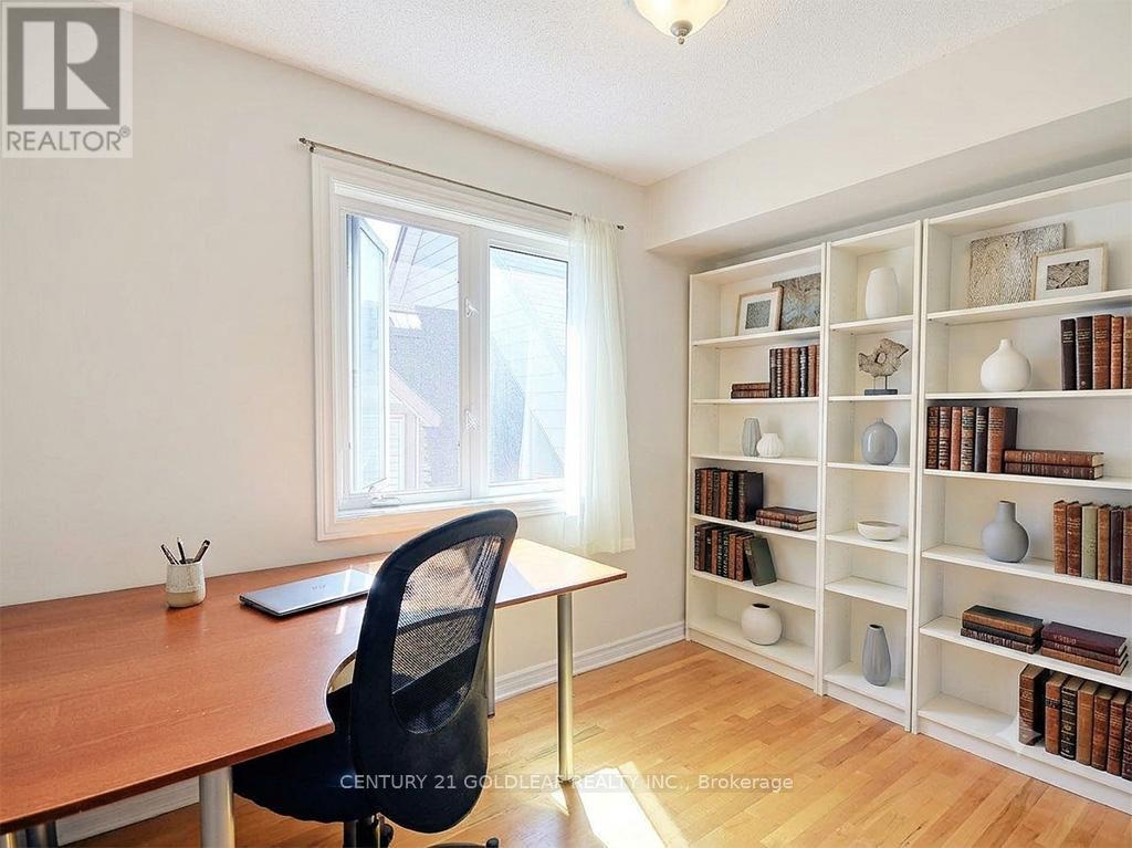 3 HILDA STREET - 25