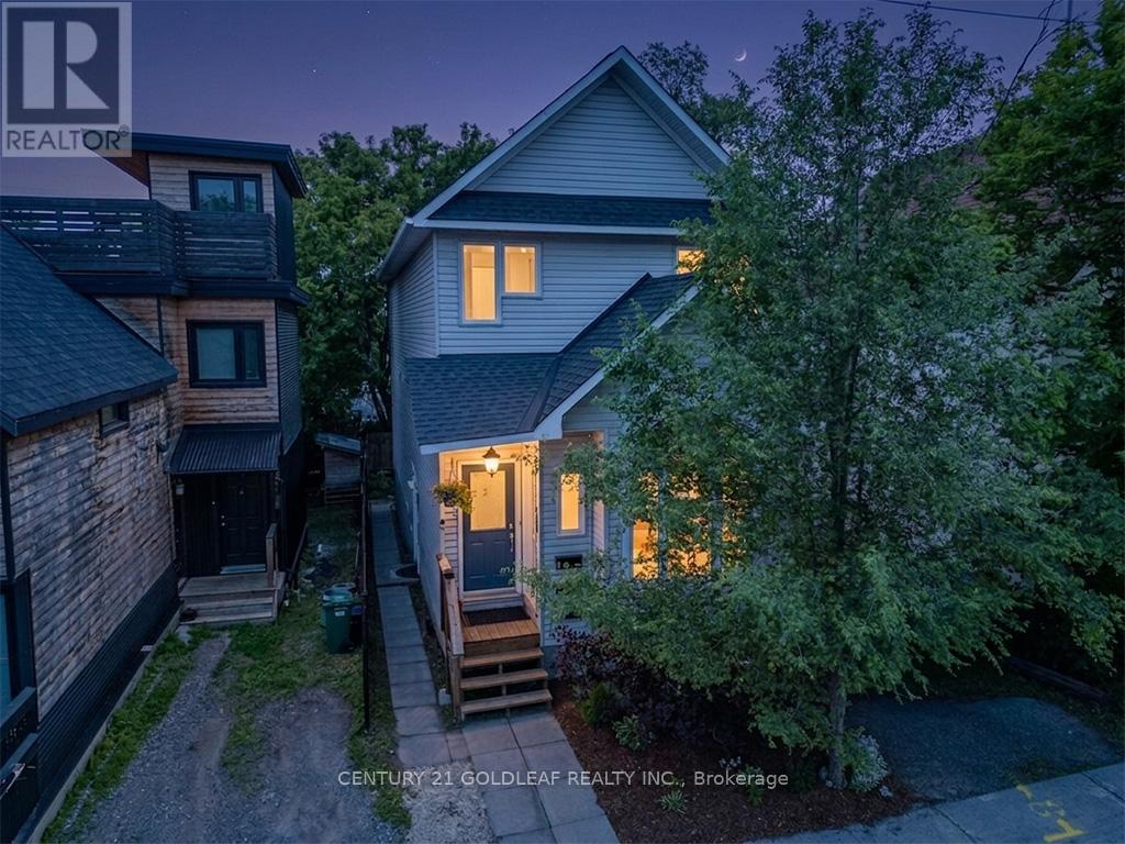 3 HILDA STREET - 4