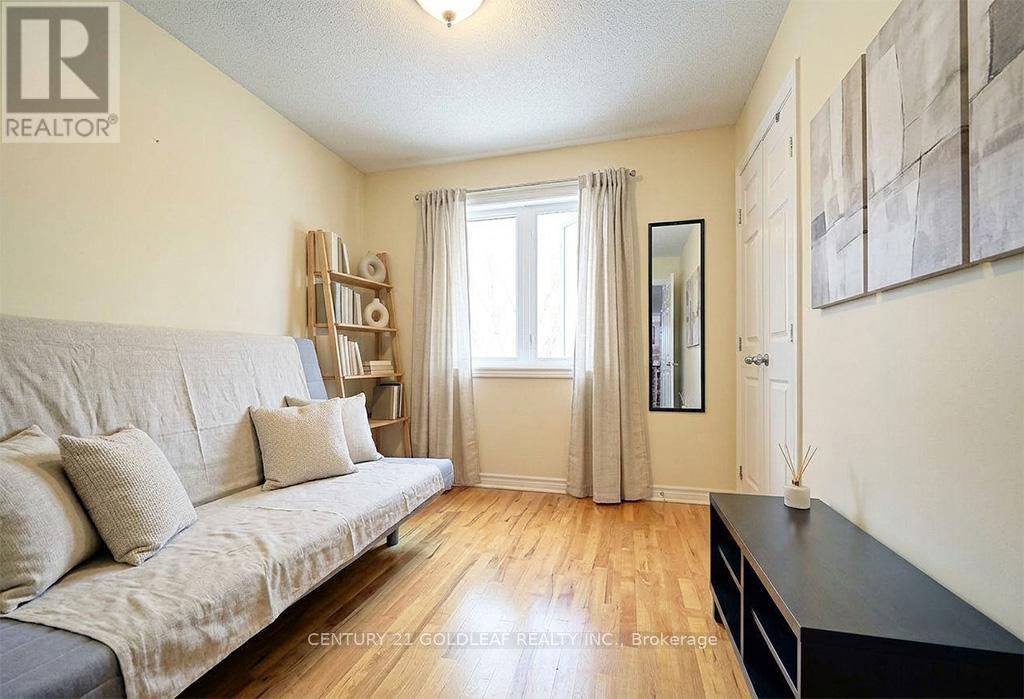 3 HILDA STREET - 27