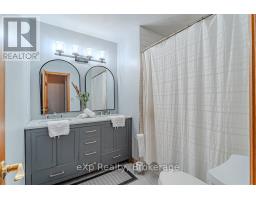 670 Joynt Street, Georgian Bluffs, ON N0H2K0 Photo 29