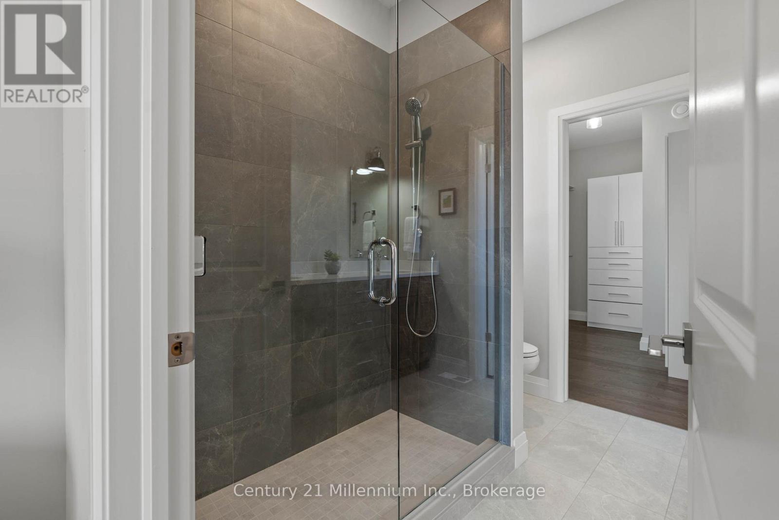 401 ALGOMA CRESCENT - 28